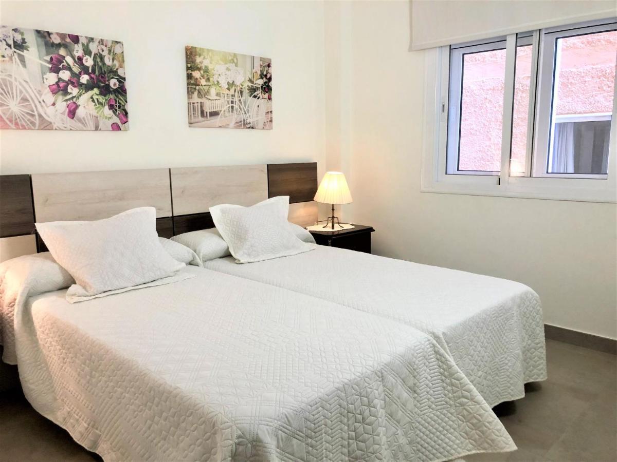 פואנגירולה Rentcostadelsol Los Boliches Penelope מראה חיצוני תמונה
