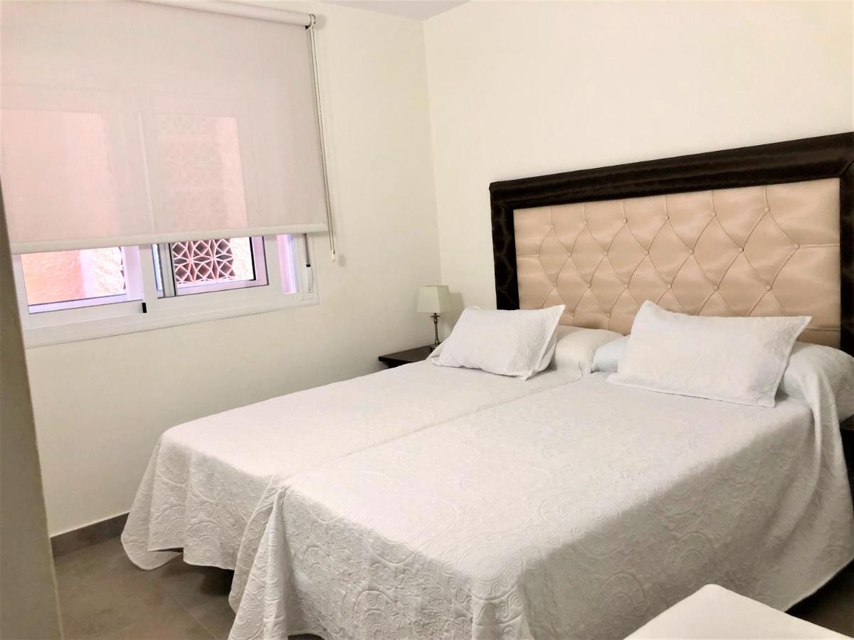פואנגירולה Rentcostadelsol Los Boliches Penelope מראה חיצוני תמונה